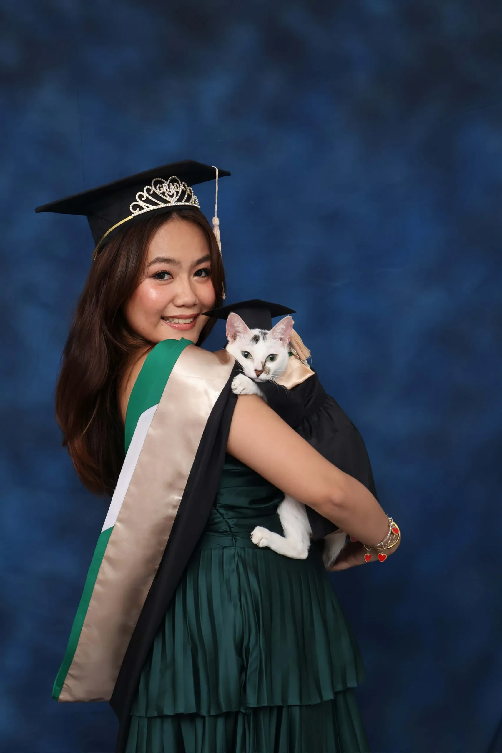 Hanna Acero with her cat, Lucifer